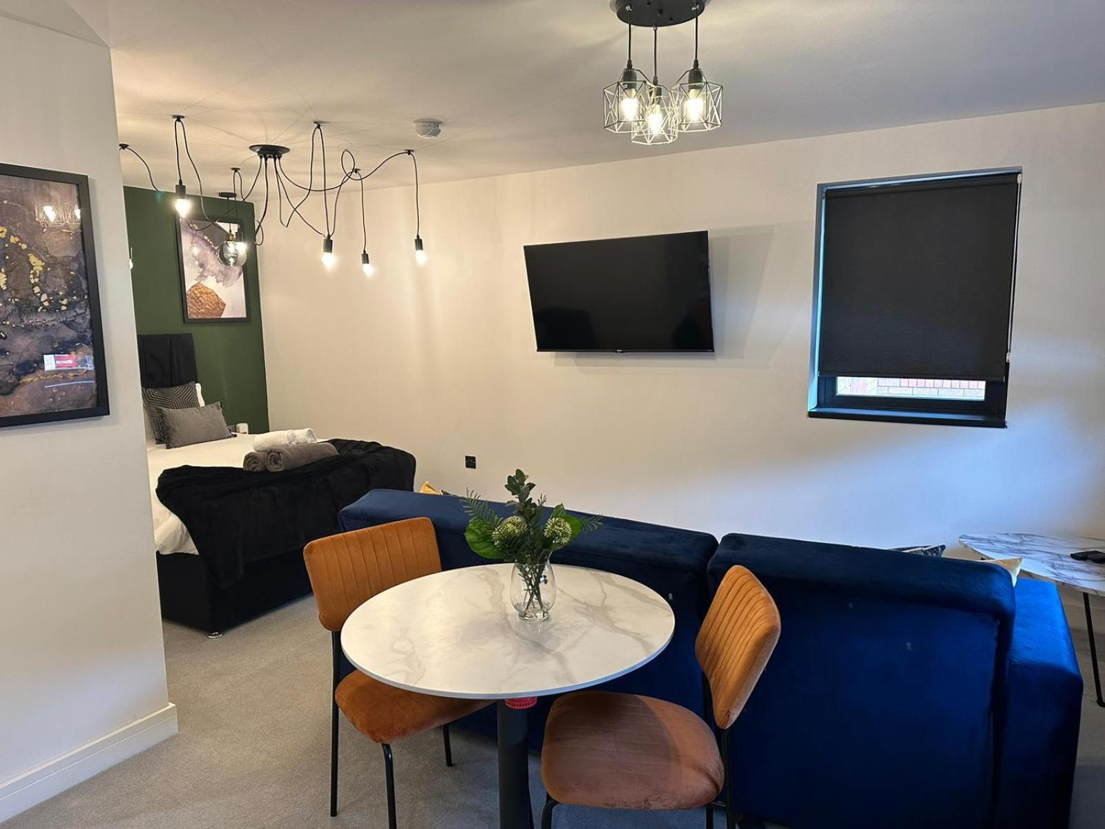 Newark House Premium Apartments With Sofa Beds - Wifi - Free Parking - Perfect For Contractors! 彼得伯勒 外观 照片