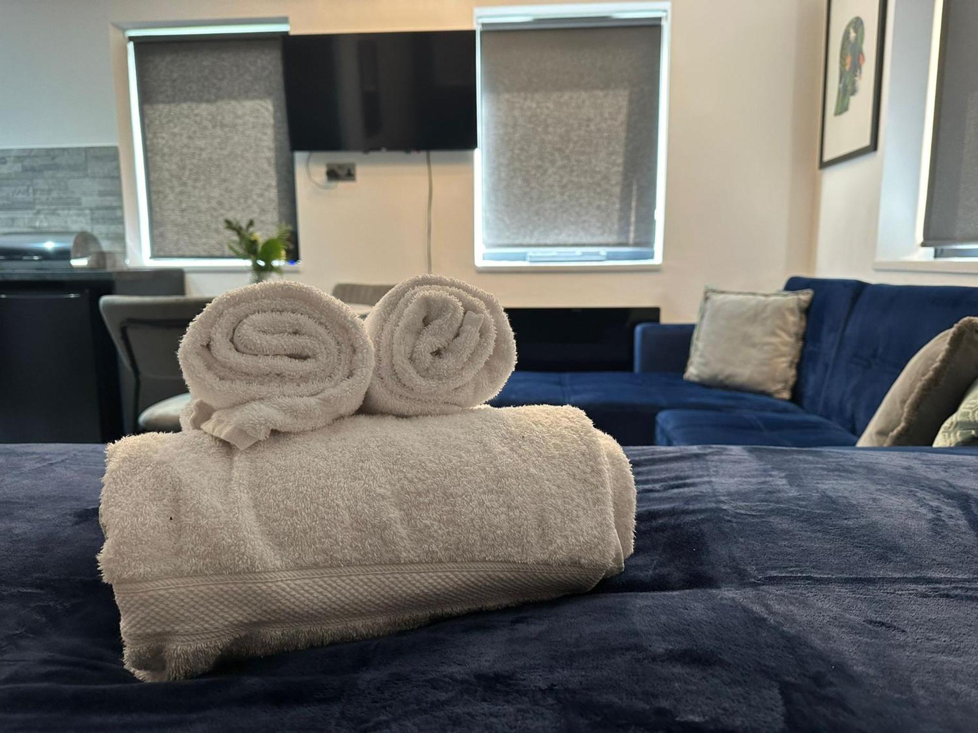 Newark House Premium Apartments With Sofa Beds - Wifi - Free Parking - Perfect For Contractors! 彼得伯勒 外观 照片